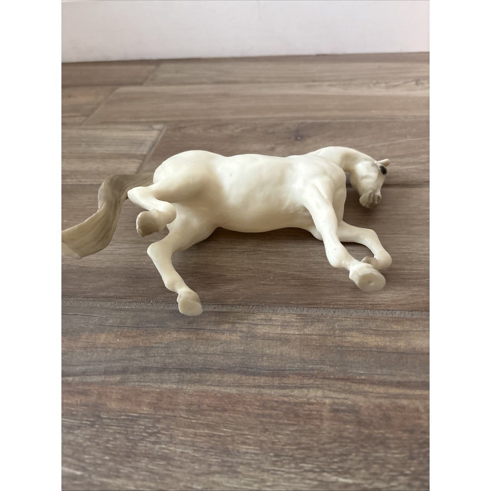 Breyer Horse Prancing White Mare 1986‎ Reeves International Vintage Toy - Picture 5 of 7